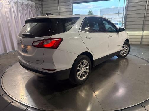 Summit White 2019 Chevrolet Equinox 1LT