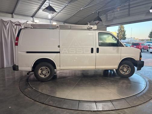 2021 Chevrolet Express 2500 RWD 2500 Regular Wheelbase WT