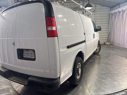 2021 Chevrolet Express 2500 RWD 2500 Regular Wheelbase WT