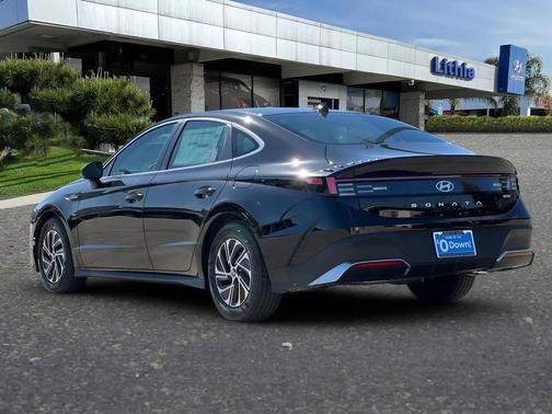 Abyss Black 2026 Hyundai SONATA Hybrid Base