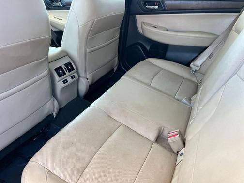 Wilderness Green Metallic 2016 Subaru Outback 2.5i Limited