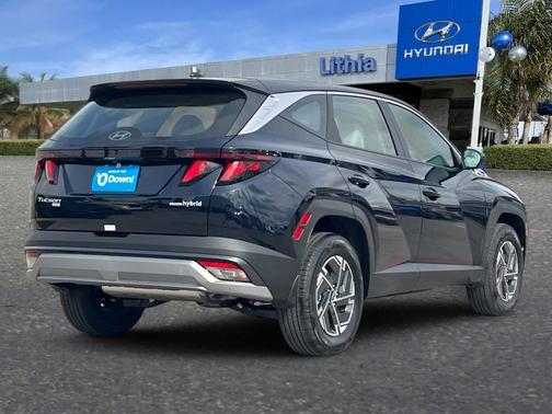Deep Sea 2026 Hyundai TUCSON Hybrid Blue SE