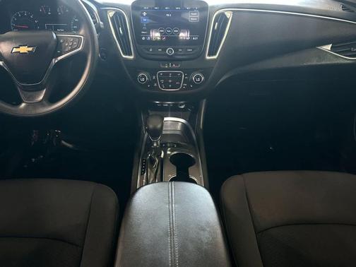 Shadow Gray Metallic 2021 Chevrolet Malibu LT