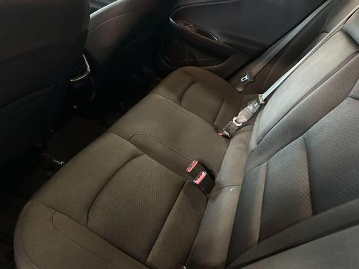 Shadow Gray Metallic 2021 Chevrolet Malibu LT