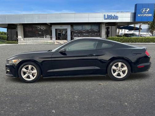 2015 Ford Mustang V6