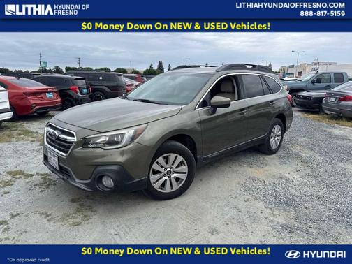 Wilderness Green Metallic 2019 Subaru Outback 2.5i Premium