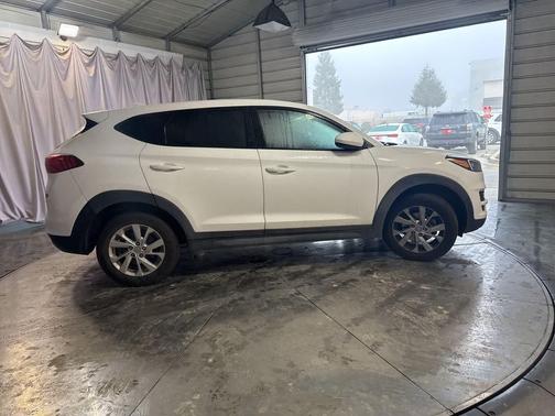 2020 Hyundai TUCSON SE