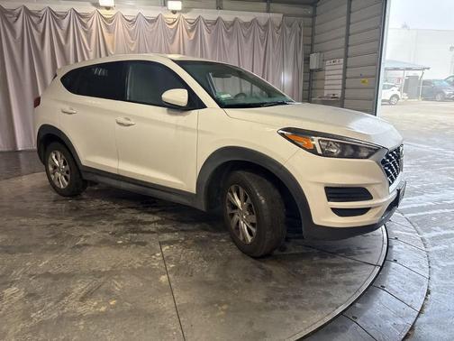 2020 Hyundai TUCSON SE