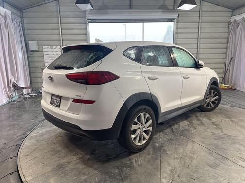 2020 Hyundai TUCSON SE