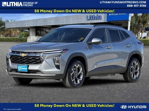 Sterling Gray Metallic 2026 Chevrolet Trax LT