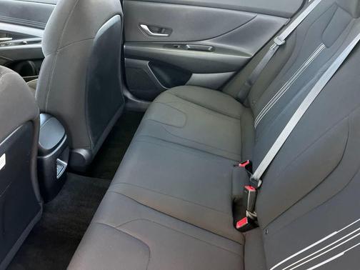 Amazon Gray 2024 Hyundai ELANTRA SEL