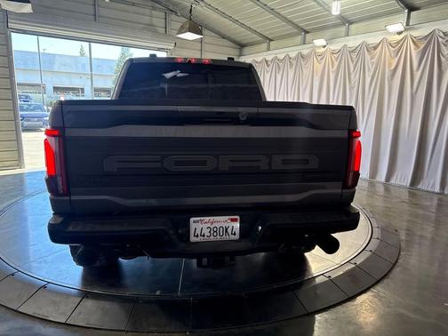 CARBONIZED GRAY METALLIC 2025 Ford F-150 Raptor