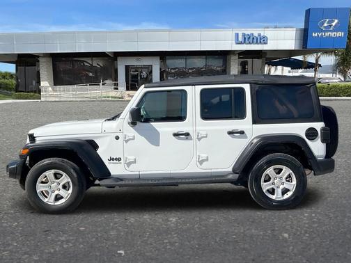 Bright White Clearcoat 2022 Jeep Wrangler Unlimited Sport