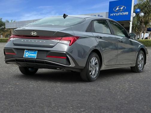 Ecotronic Gray 2026 Hyundai ELANTRA HEV Blue