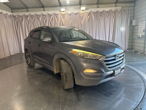 2016 Hyundai TUCSON Sport