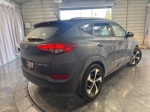 2016 Hyundai TUCSON Sport