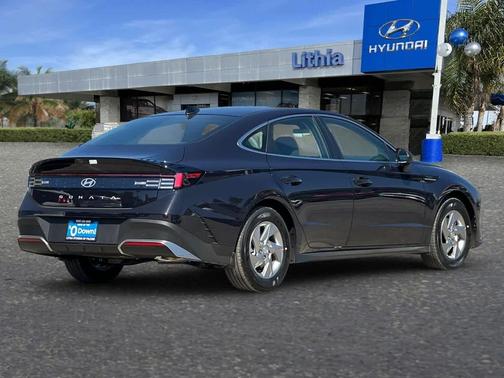 2025 Hyundai SONATA SE