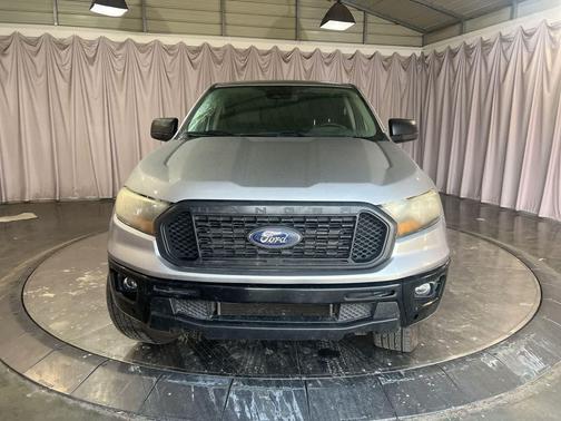 ICONIC SILVER 2021 Ford Ranger XL