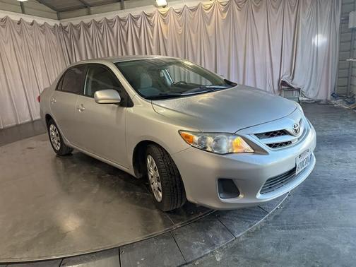 2012 Toyota Corolla LE