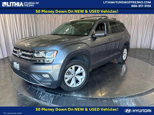 Platinum Gray Metallic 2019 Volkswagen Atlas 3.6L SE w/Technology
