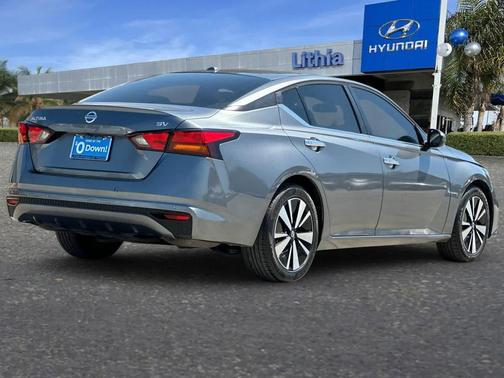 Gun Metallic 2021 Nissan Altima 2.5 SV