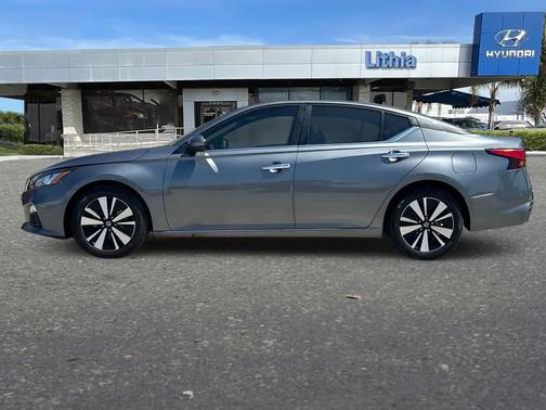 Gun Metallic 2021 Nissan Altima 2.5 SV
