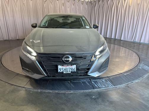Gun Metallic 2025 Nissan Altima S