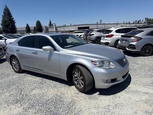 Mercury Metallic 2010 Lexus LS 460 Base