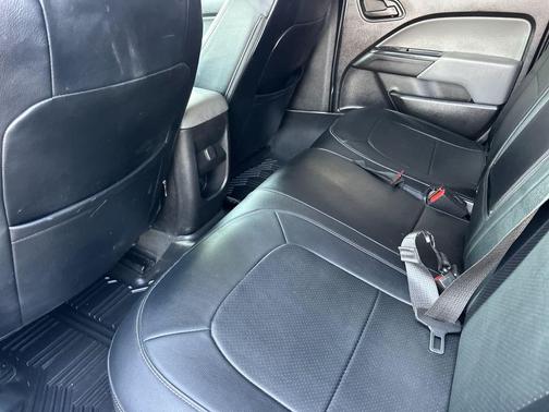 Silver Ice Metallic 2019 Chevrolet Colorado WT