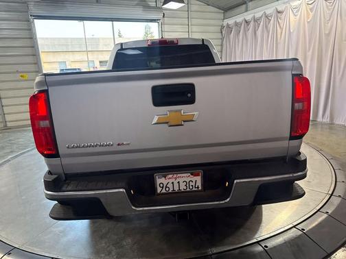 Silver Ice Metallic 2019 Chevrolet Colorado WT