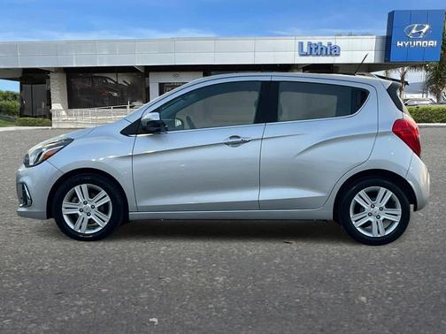 2017 Chevrolet Spark 2LT