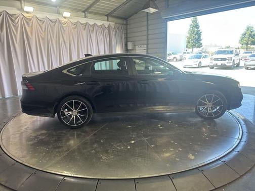 Crystal Black Pearl 2023 Honda Accord Hybrid Sport