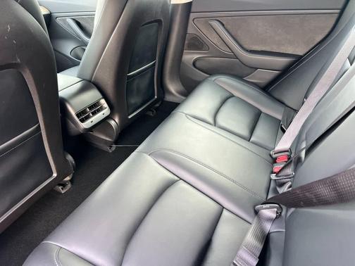 2018 Tesla Model 3 Standard