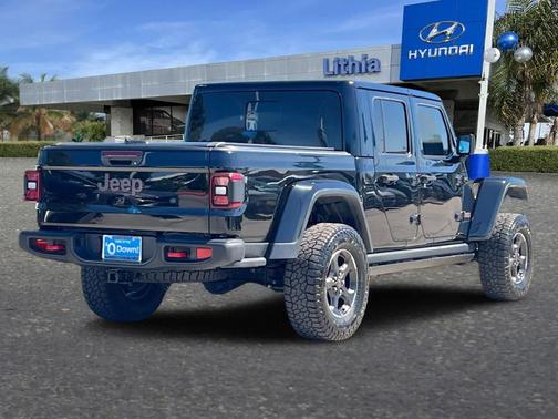 Black Clearcoat 2022 Jeep Gladiator Rubicon