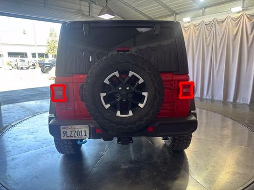 Firecracker Red Clearcoat 2024 Jeep Wrangler 4xe Rubicon