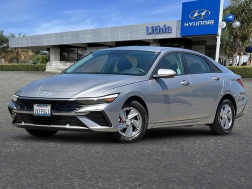 Fluid Metal 2026 Hyundai ELANTRA SE