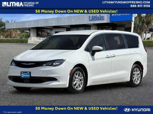 2023 Chrysler Voyager LX