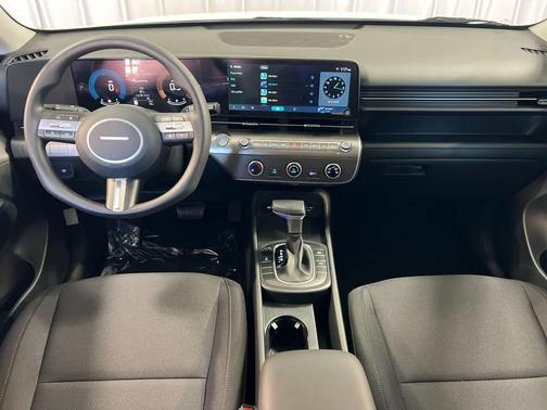 Atlas White 2026 Hyundai KONA SE