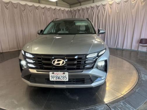 Shimmering Silver 2025 Hyundai TUCSON SEL