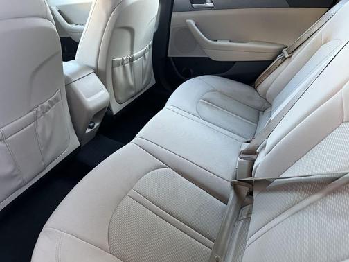 2017 Hyundai SONATA Base