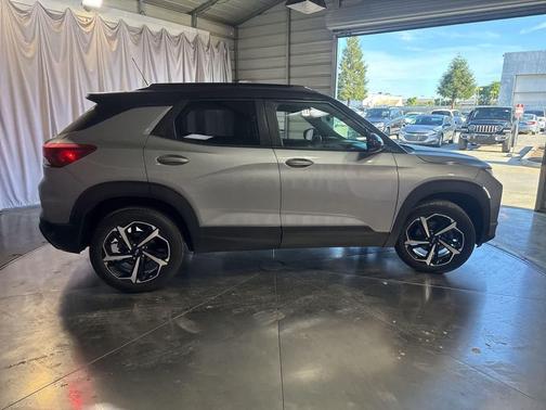 Sterling Gray Metallic 2023 Chevrolet Trailblazer RS