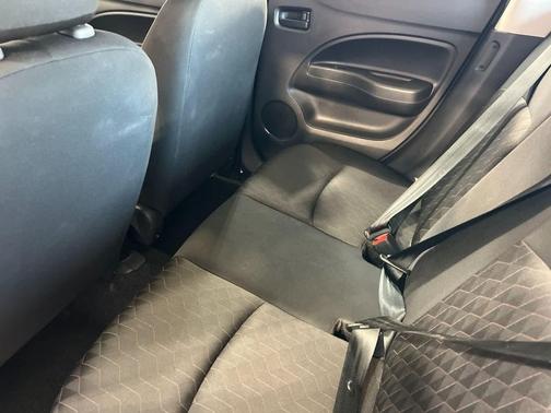2022 Mitsubishi Mirage ES