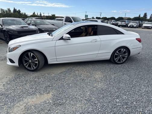 Polar White 2017 Mercedes-Benz E-Class E 400