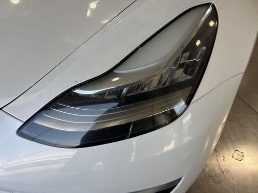 2020 Tesla Model 3 Standard Range