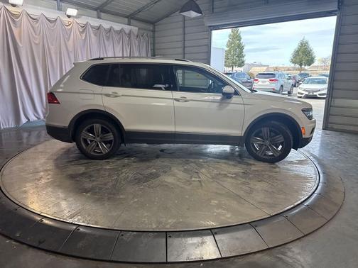 2019 Volkswagen Tiguan 2.0T SEL