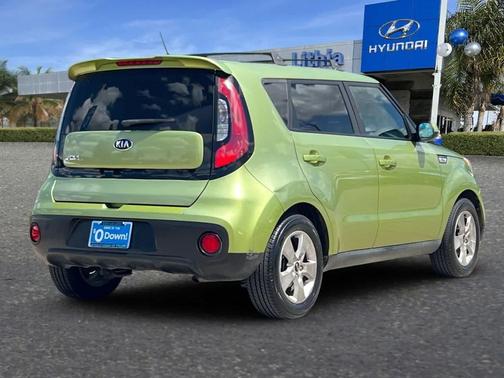 2017 Kia Soul Base