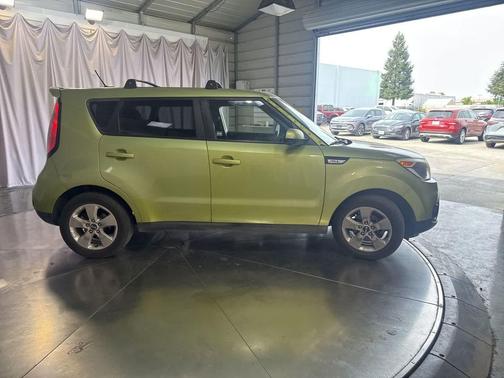 2017 Kia Soul Base