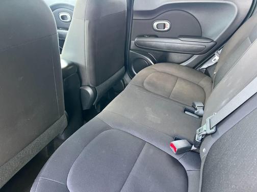 2017 Kia Soul Base