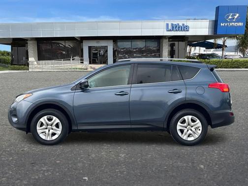2013 Toyota RAV4 LE