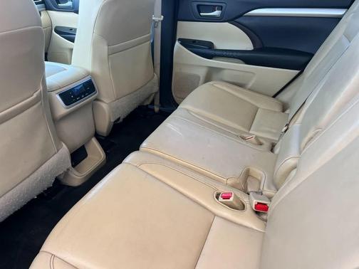 2014 Toyota Highlander XLE